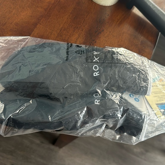 Women’s Roxy Riding Mitts - Picture 2 of 3